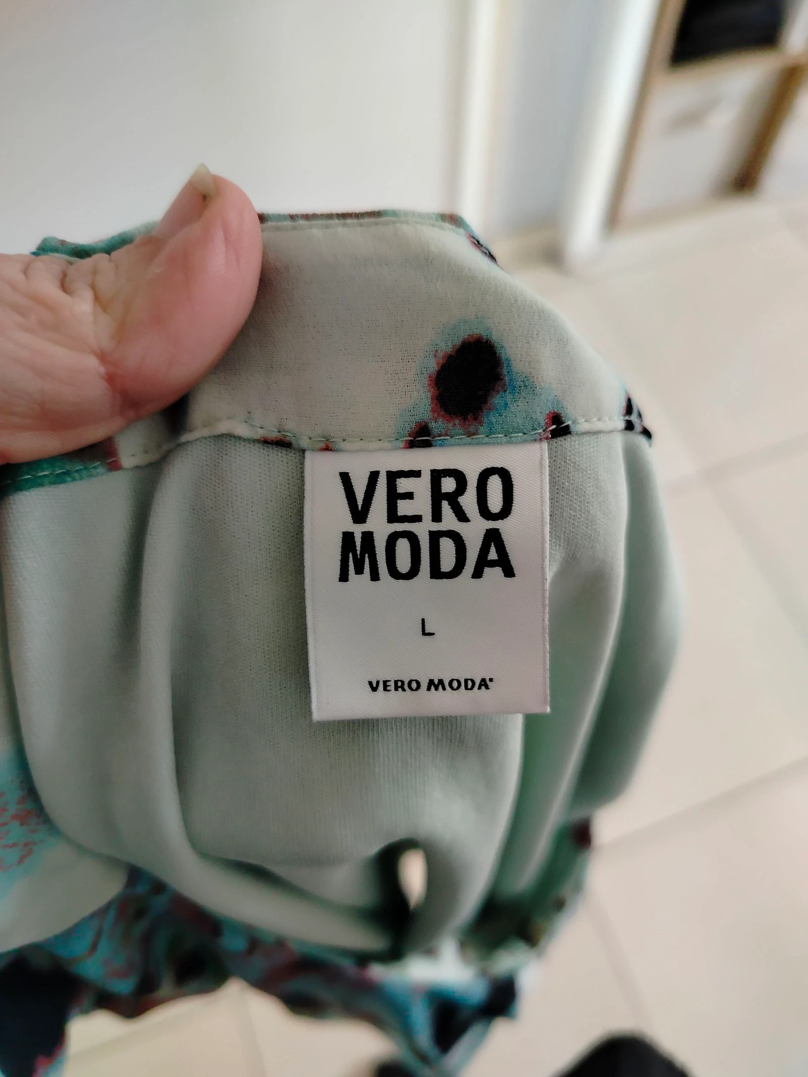 Vero Moda multicolored fluid top – lightweight and trendy summer – photo 4
